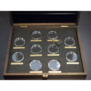 The Royal Tudor Beasts Presentation Case for 10 Silver Coins 2 Oz in capsules